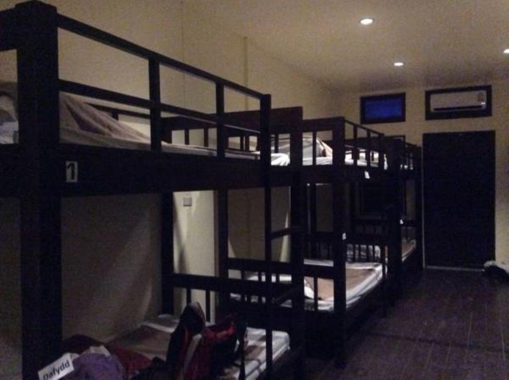 Thapae Backpackers Hostel (Adults Only) Чиангмай Номер фото